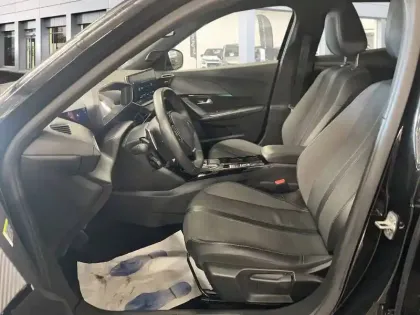 Photo 9 Peugeot 2008 Gén. II Ph1 NG Allure Pack 5