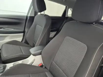 Photo 8 Hyundai I20  1.0 T-GDi 100 DCT-7 Hybrid 48V