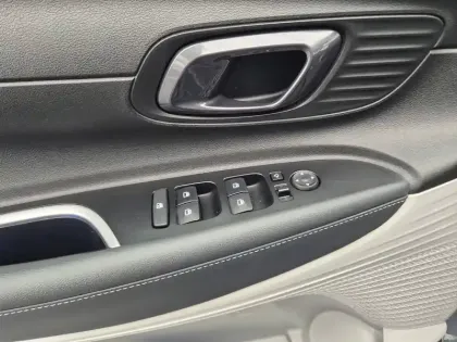 Photo 21 Hyundai I20  1.0 T-GDi 100 DCT-7 Hybrid 48V