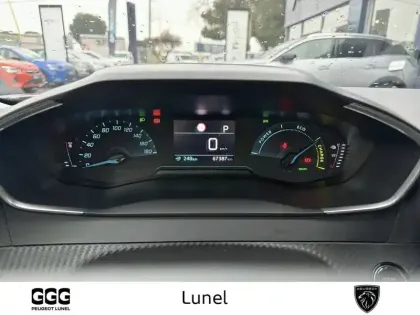 Photo 13 Peugeot 2008  Electrique 136 ch
