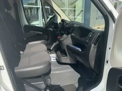 Photo 8 Peugeot Boxer  TOLE 330 L1H1 BLUEHDI 120 S&S