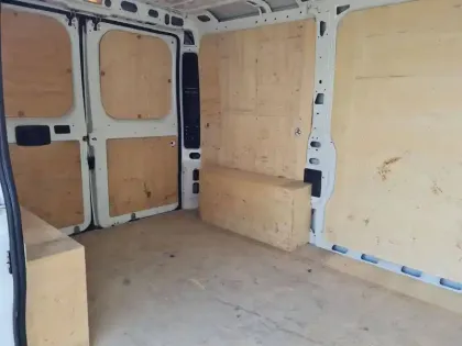 Photo 14 Peugeot Boxer  TOLE 330 L1H1 BLUEHDI 120 S&S