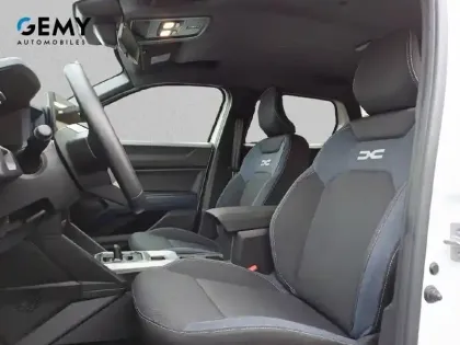 Photo 8 Dacia Duster  Hybrid 140