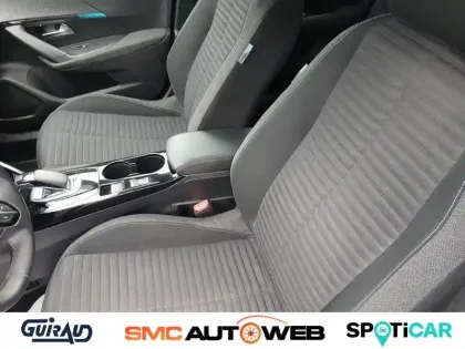 Photo 8 Peugeot 2008  Electrique 136 ch