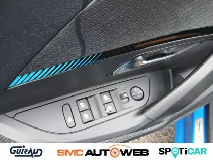Photo 11 Peugeot 2008  Electrique 136 ch