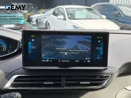 Photo 14 Peugeot 3008  Hybrid 225 e-EAT8