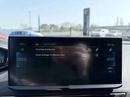 Photo 26 Peugeot 3008  Hybrid 225 e-EAT8