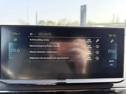 Photo 25 Peugeot 3008  Hybrid 225 e-EAT8