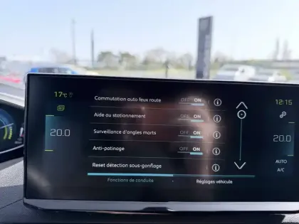 Photo 22 Peugeot 3008  Hybrid 225 e-EAT8