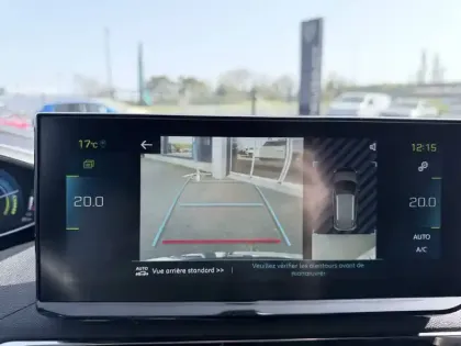 Photo 27 Peugeot 3008  Hybrid 225 e-EAT8