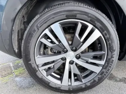 Photo 42 Peugeot 3008  Hybrid 225 e-EAT8