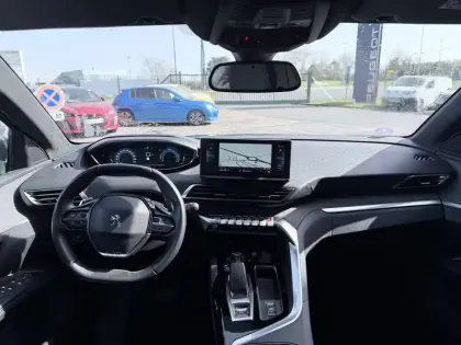 Photo 11 Peugeot 3008  Hybrid 225 e-EAT8