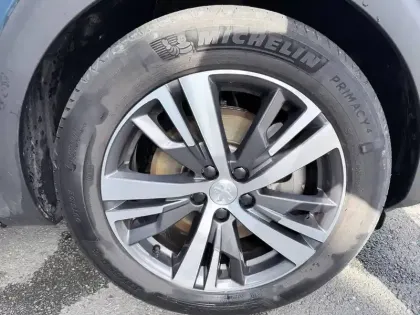 Photo 41 Peugeot 3008  Hybrid 225 e-EAT8