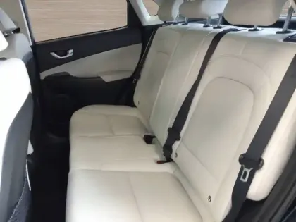 Photo 46 Hyundai Kona  Hybrid 141