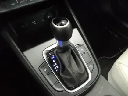 Photo 55 Hyundai Kona  Hybrid 141