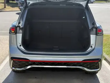 Photo 16 Volkswagen Tiguan  1.5 eHybrid 204ch DSG6