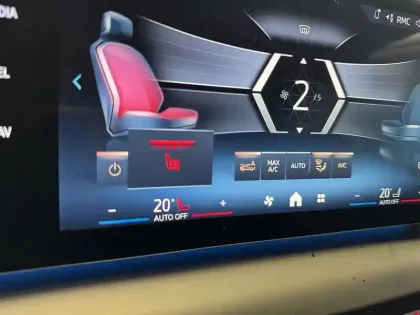 Photo 78 BMW Serie 1 123 xDrive 218 ch DKG7