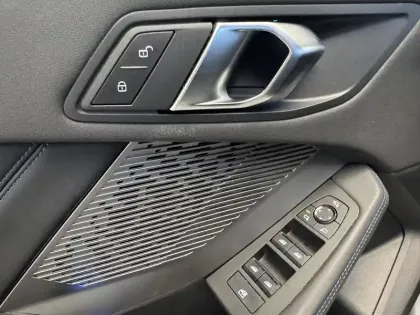 Photo 21 BMW Serie 1 123 xDrive 218 ch DKG7