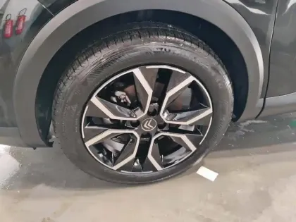 Photo 8 Citroën C4 e- X 136 ch Automatique