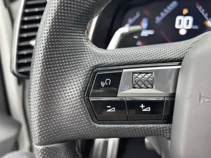 Photo 18 DS DS 7 DS7 Crossback BlueHDi 130 EAT8