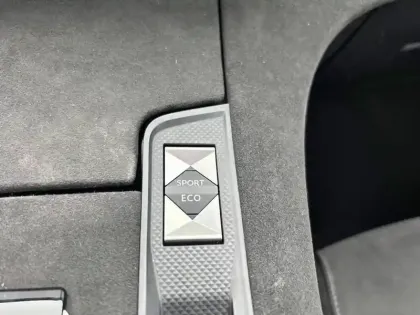 Photo 22 DS DS 7 DS7 Crossback BlueHDi 130 EAT8