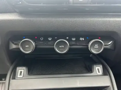 Photo 20 Citroën C4 Gén. III Ph1 Feel Pack 5