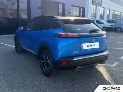 Photo 99 Peugeot 2008  PureTech 130 S&S EAT8