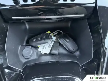 Photo 54 Peugeot 2008  PureTech 130 S&S EAT8