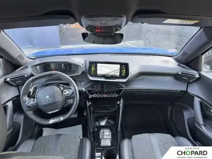 Photo 11 Peugeot 2008  PureTech 130 S&S EAT8