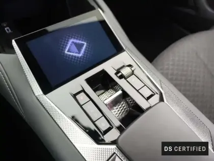 Photo 11 DS DS 4  Hybride E-Tense 225 EAT8