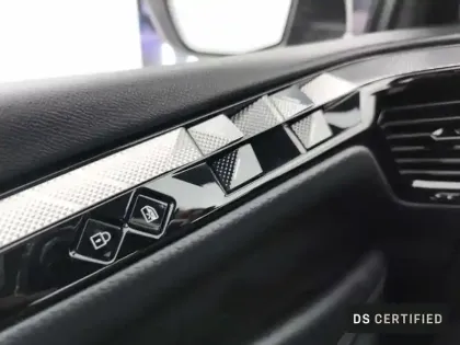 Photo 23 DS DS 4  Hybride E-Tense 225 EAT8