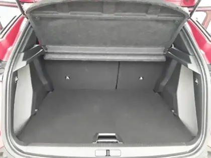 Photo 5 Peugeot 2008  PureTech 130 S&S EAT8