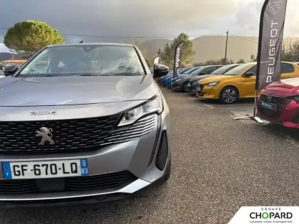 Photo 95 Peugeot 3008  Hybrid 225 e-EAT8