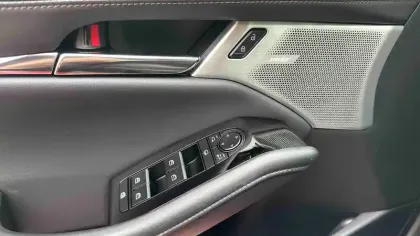 Photo 14 Mazda Mazda3 Gén. IV Ph1 Takumi 5