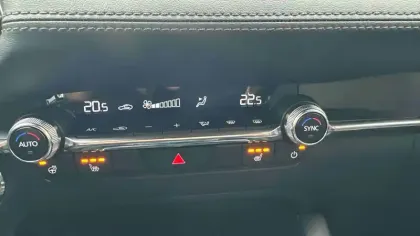 Photo 17 Mazda Mazda3 Gén. IV Ph1 Takumi 5