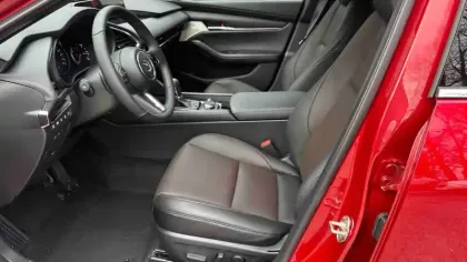 Photo 11 Mazda Mazda3 Gén. IV Ph1 Takumi 5