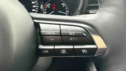 Photo 25 Mazda Mazda3 Gén. IV Ph1 Takumi 5