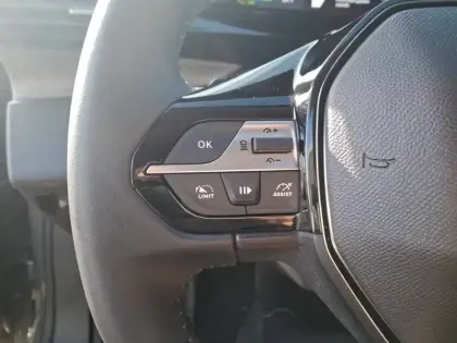 Photo 38 Peugeot 308  PHEV 180 e-EAT8