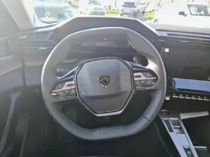 Photo 28 Peugeot 308  PHEV 180 e-EAT8