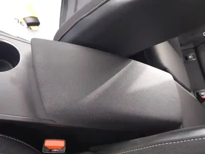 Photo 29 Renault Megane  IV Berline Blue dCi 115