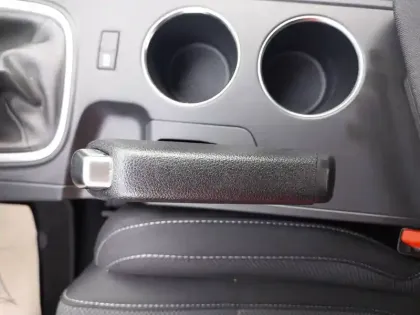 Photo 28 Renault Megane  IV Berline Blue dCi 115