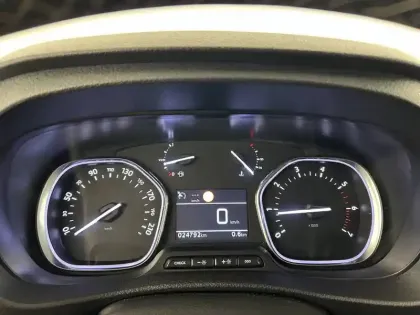 Photo 28 Peugeot Expert  CABINE APPRFONDIE 145 BVM6