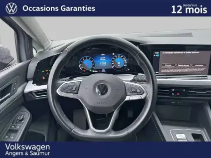 Photo 15 Volkswagen Golf  1.5 eTSI OPF 150 DSG7