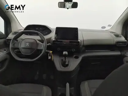 Photo 23 Peugeot Rifter  Standard PureTech 110 S&S BVM6