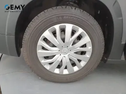 Photo 26 Peugeot Rifter  Standard PureTech 110 S&S BVM6