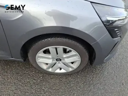 Photo 14 Renault Clio  E-Tech full hybrid 145 ch GSR2