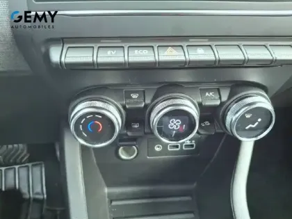 Photo 25 Renault Clio  E-Tech full hybrid 145 ch GSR2