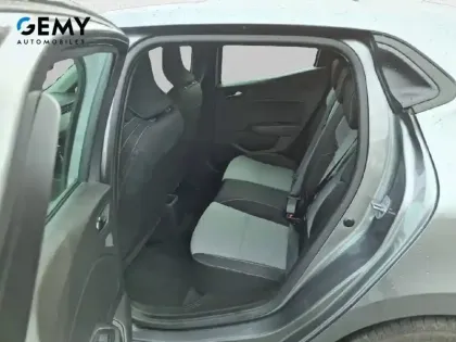 Photo 9 Renault Clio  E-Tech full hybrid 145 ch GSR2