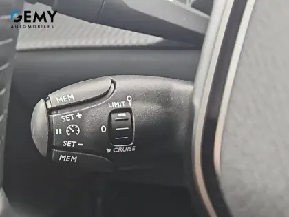 Photo 19 Peugeot 208  Hybrid 110 ch e-DCS6