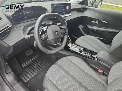 Photo 16 Peugeot 208  Hybrid 110 ch e-DCS6